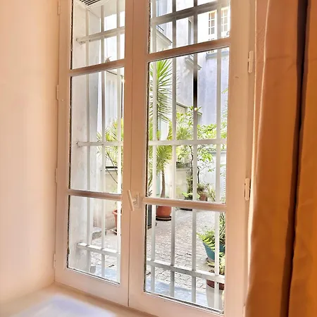 Cozy Near Marais On Rue Trousseau *