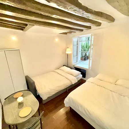 Bed & Breakfast Cozy Near Marais On Rue Trousseau Paris