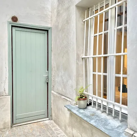 Bed & Breakfast Cozy Near Marais On Rue Trousseau Paris